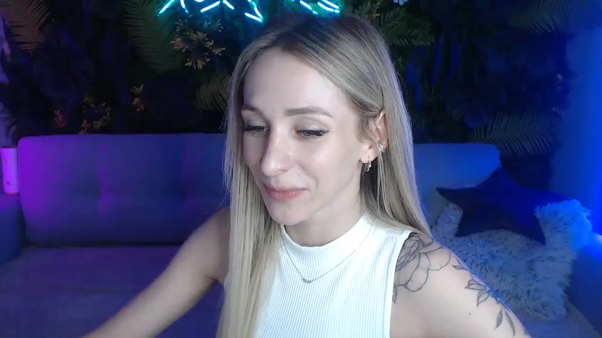 Gallery image thumbnail from Horny_Blond's myfreecams stream on, 06/09/2024, 08:27 image 9 of 20