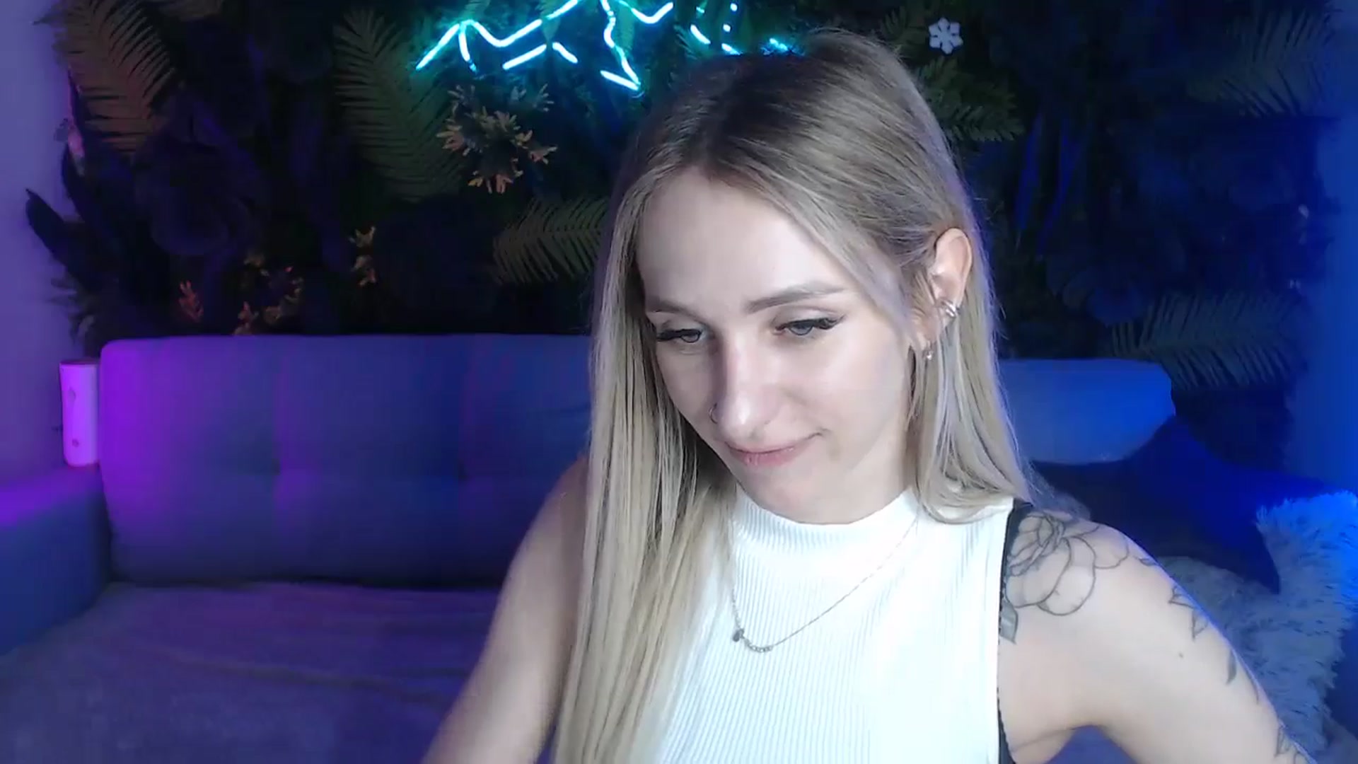 Gallery image thumbnail from Horny_Blond's myfreecams stream on, 06/09/2024, 09:04 image 16 of 20