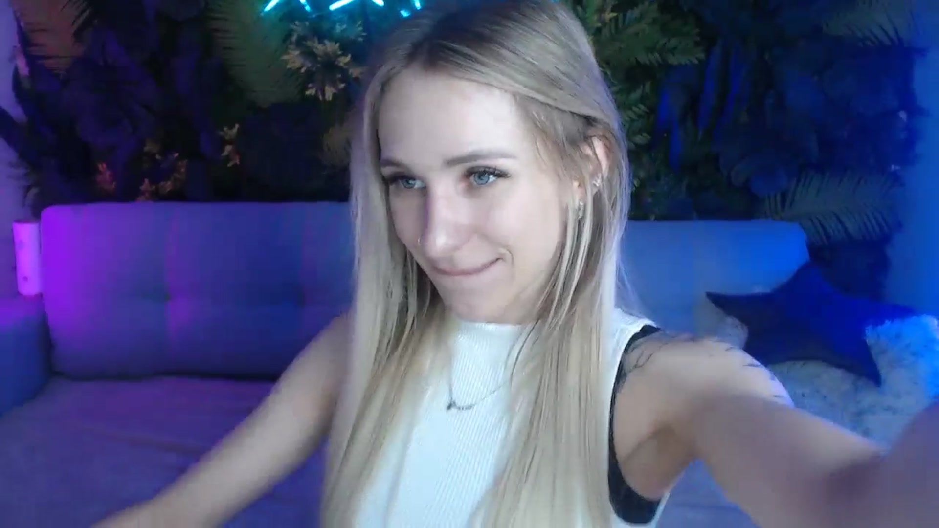 Gallery image thumbnail from Horny_Blond's myfreecams stream on, 06/09/2024, 09:38 image 5 of 20