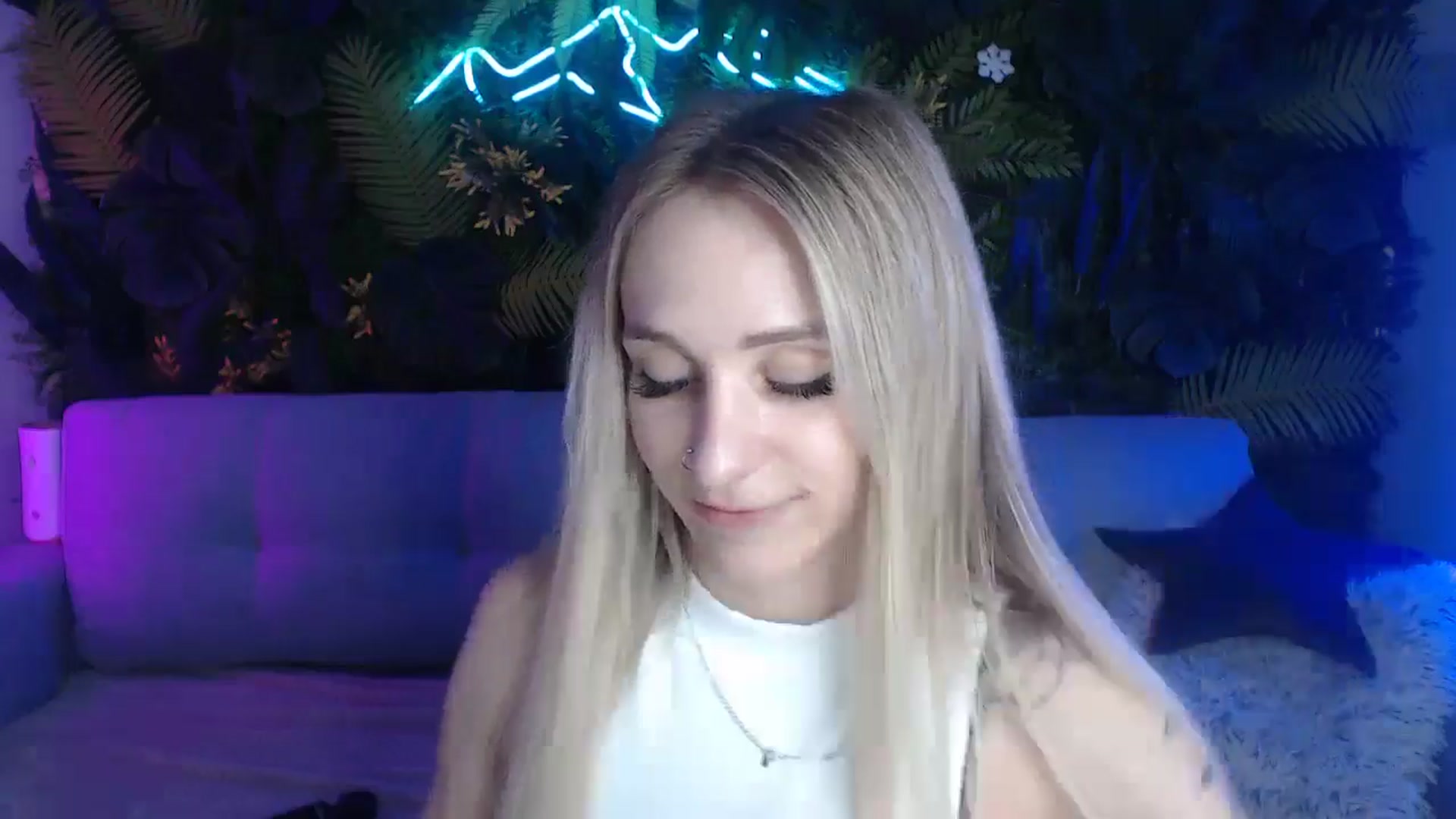 Gallery image thumbnail from Horny_Blond's myfreecams stream on, 06/09/2024, 09:38 image 2 of 20