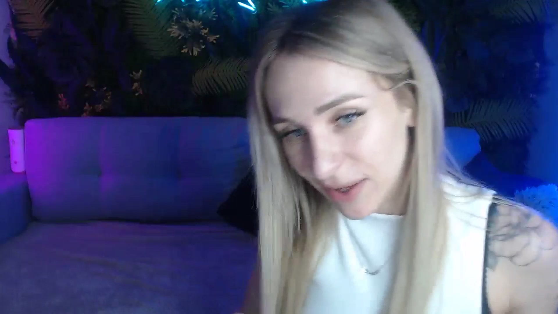 Gallery image thumbnail from Horny_Blond's myfreecams stream on, 06/09/2024, 09:38 image 7 of 20