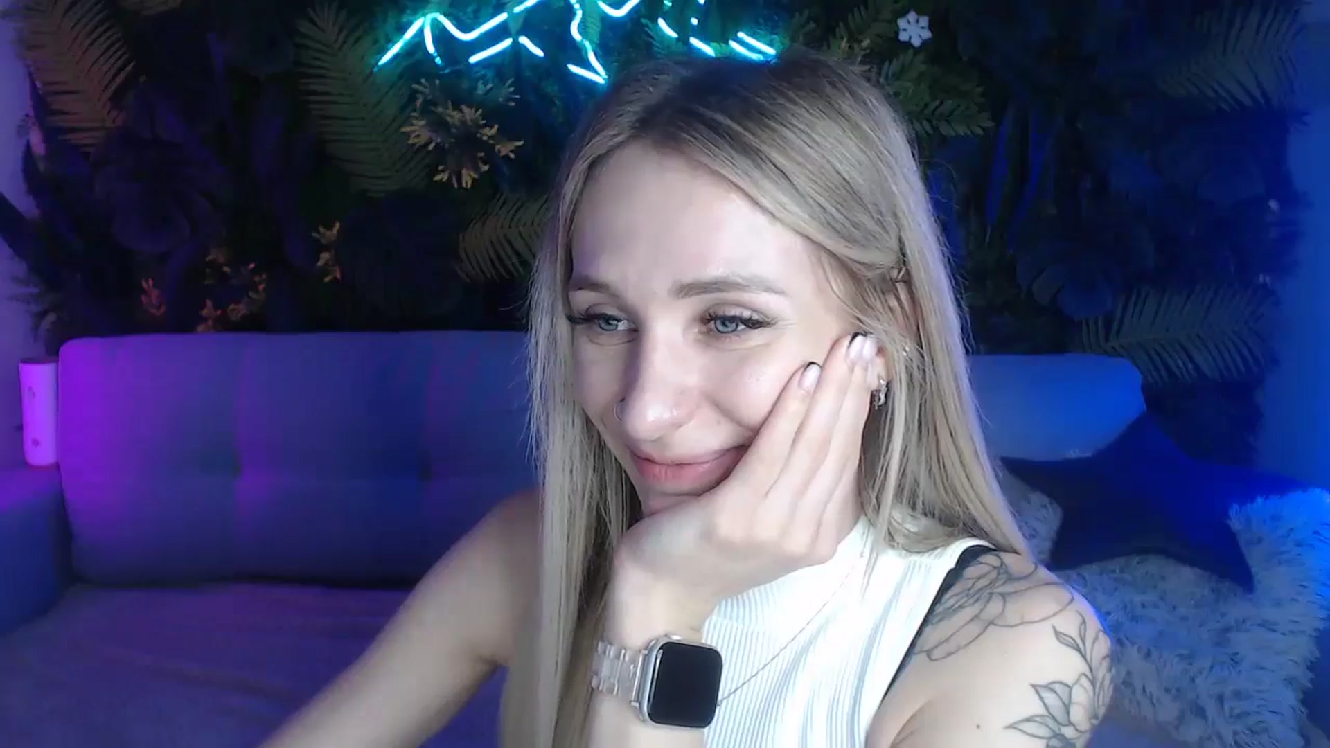 Gallery image thumbnail from Horny_Blond's myfreecams stream on, 06/09/2024, 09:38 image 11 of 20