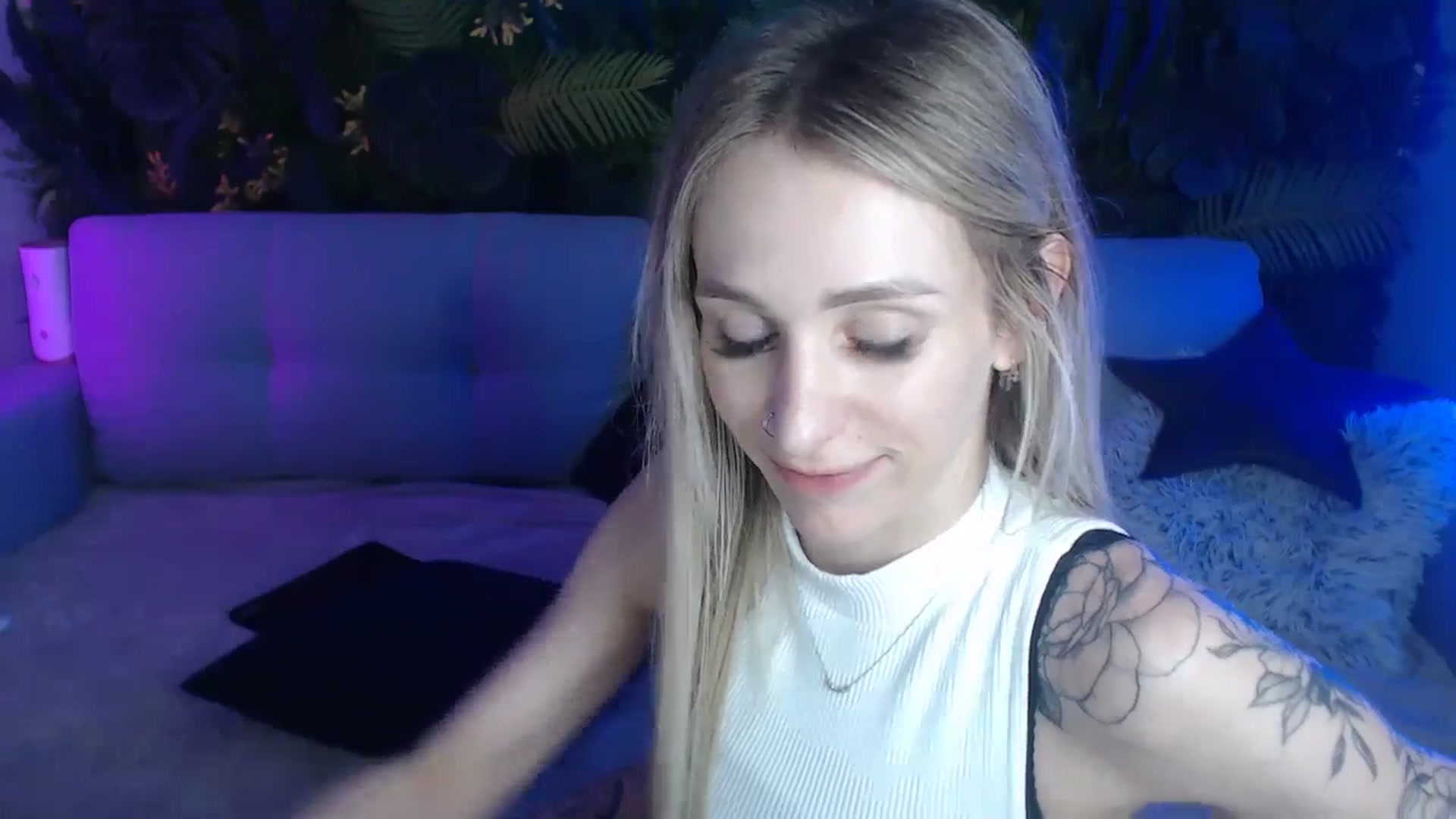 Gallery image thumbnail from Horny_Blond's myfreecams stream on, 06/09/2024, 10:59 image 9 of 20