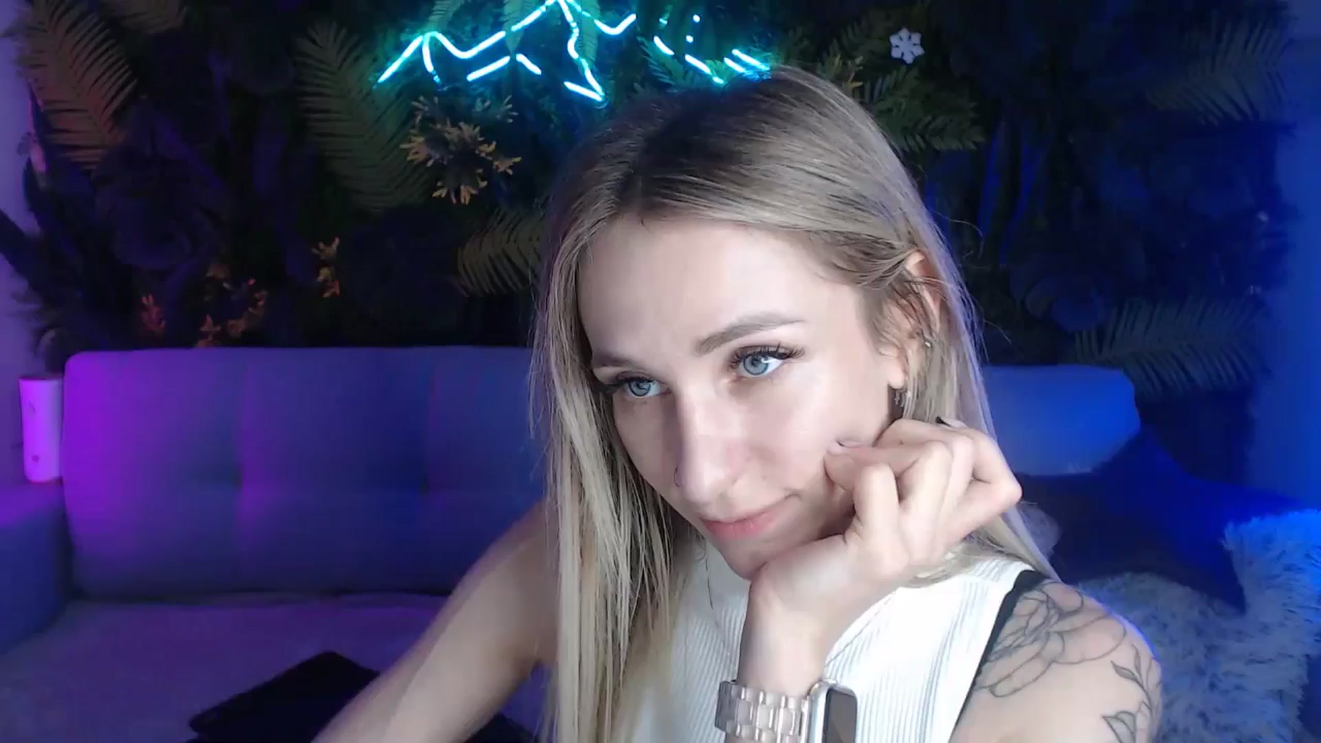 Gallery image thumbnail from Horny_Blond's myfreecams stream on, 06/09/2024, 10:59 image 1 of 20