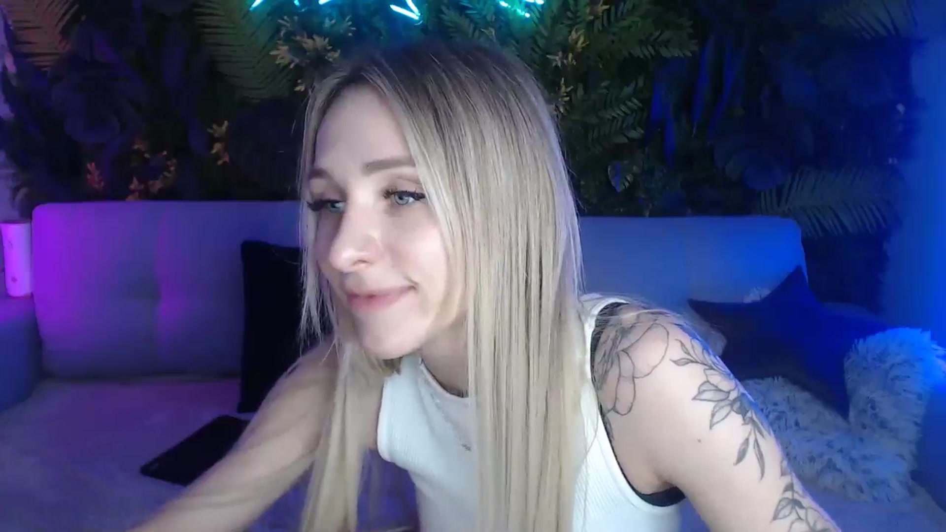 Gallery image thumbnail from Horny_Blond's myfreecams stream on, 06/09/2024, 13:27 image 7 of 20
