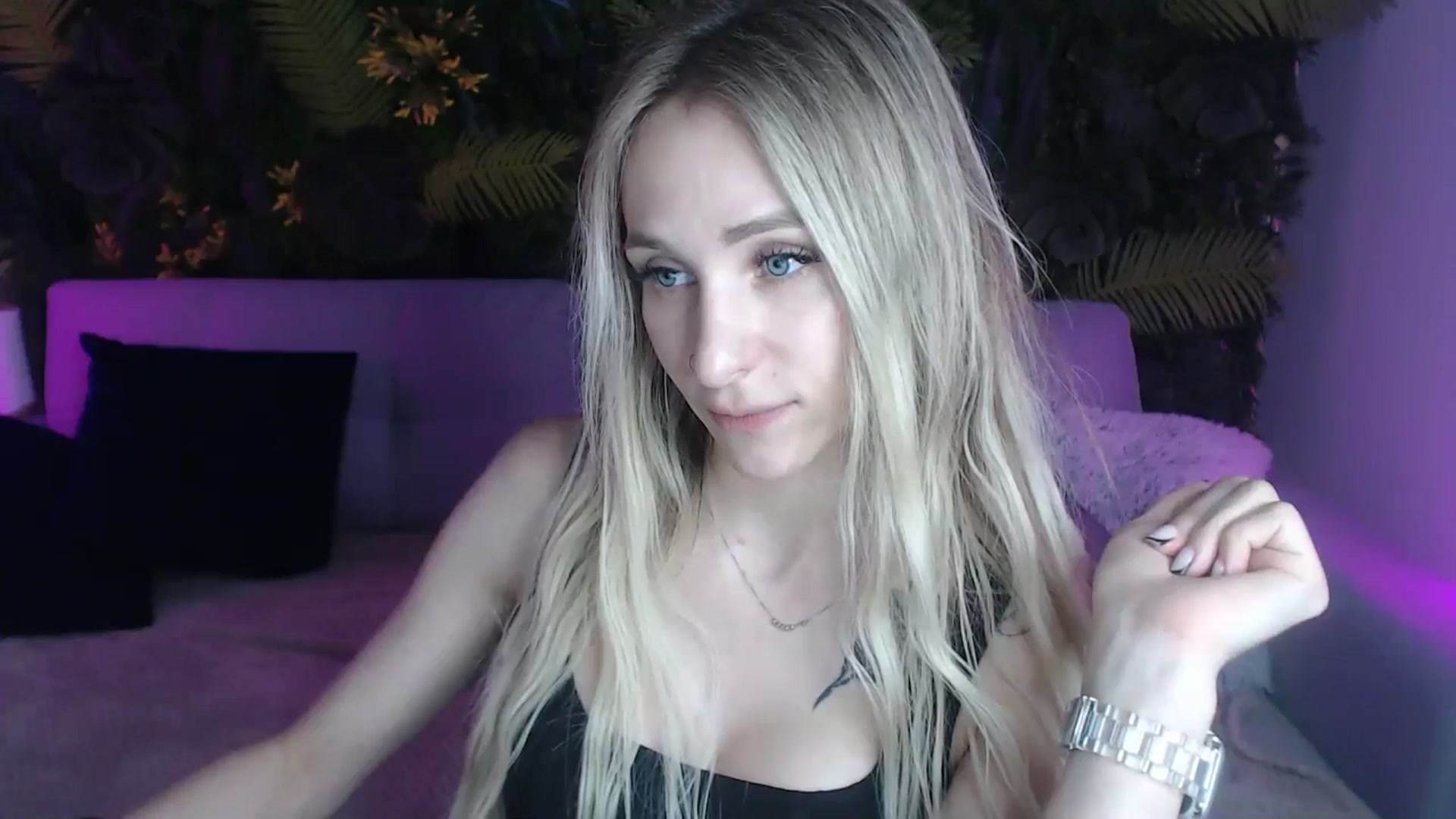 Gallery image thumbnail from Horny_Blond's myfreecams stream on, 06/10/2024, 12:48 image 12 of 20