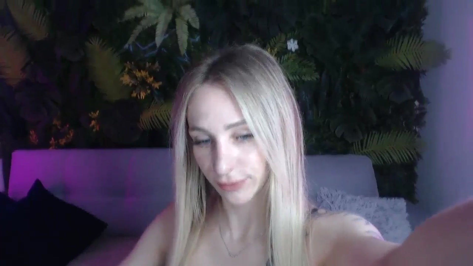 Gallery image thumbnail from Horny_Blond's myfreecams stream on, 06/11/2024, 08:42 image 2 of 20