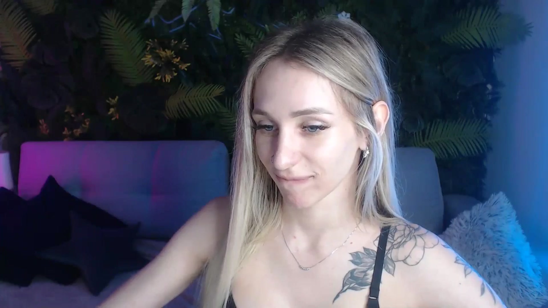Gallery image thumbnail from Horny_Blond's myfreecams stream on, 06/11/2024, 09:53 image 13 of 20