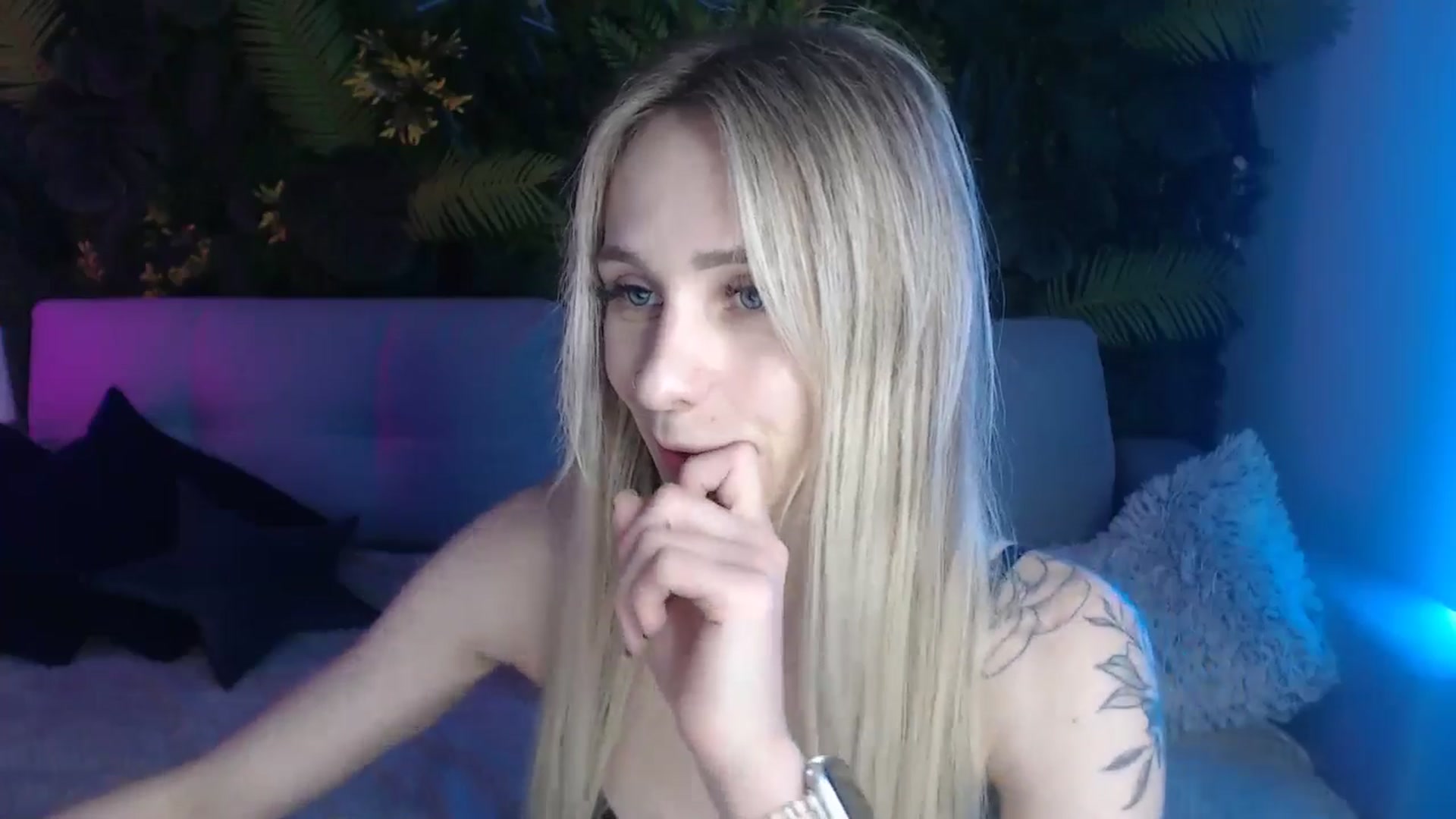 Gallery image thumbnail from Horny_Blond's myfreecams stream on, 06/11/2024, 11:04 image 2 of 20