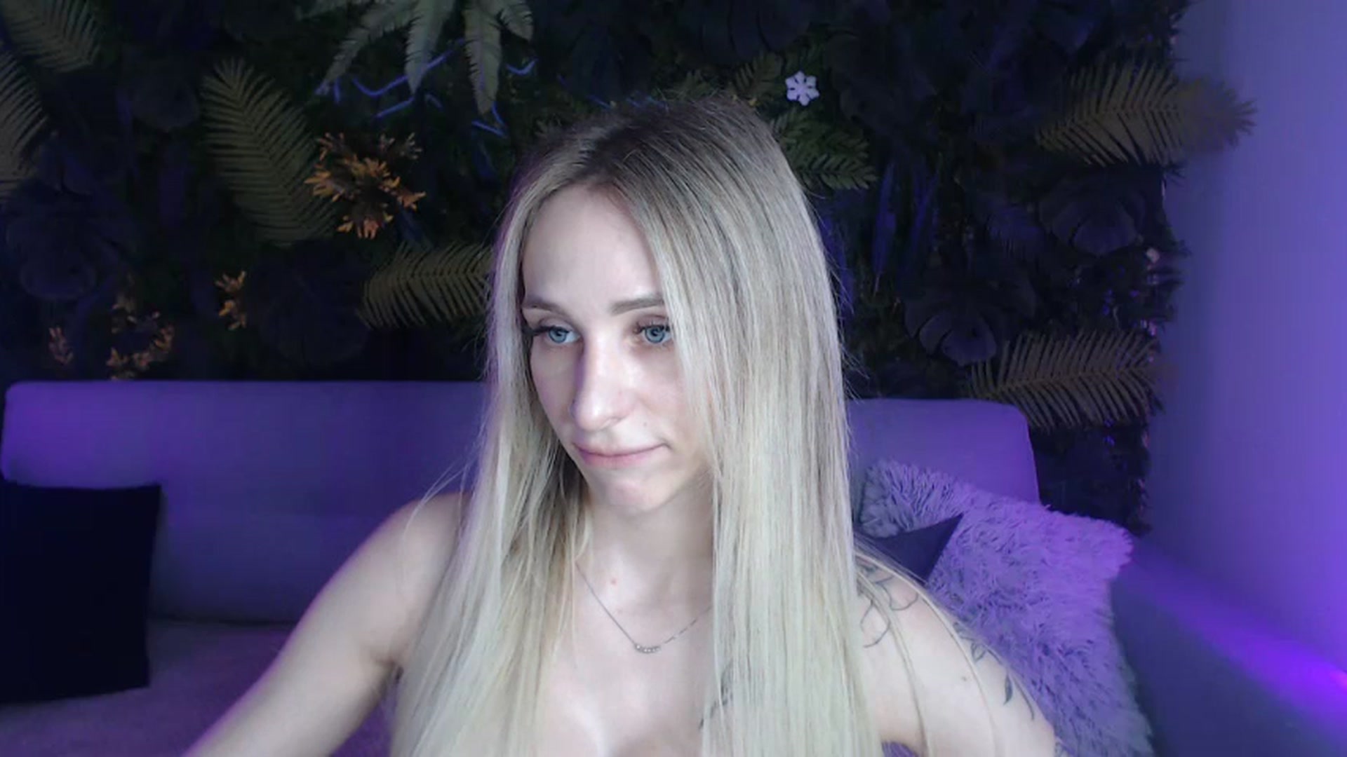 Gallery image thumbnail from Horny_Blond's myfreecams stream on, 06/12/2024, 08:18 image 3 of 20