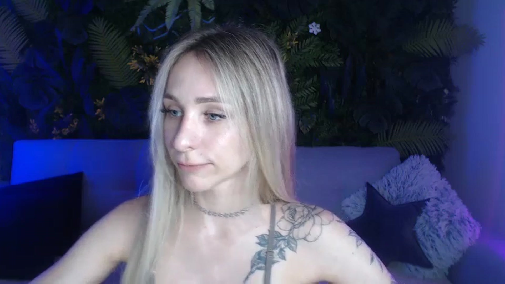 Gallery image thumbnail from Horny_Blond's myfreecams stream on, 06/20/2024, 08:30 image 19 of 20