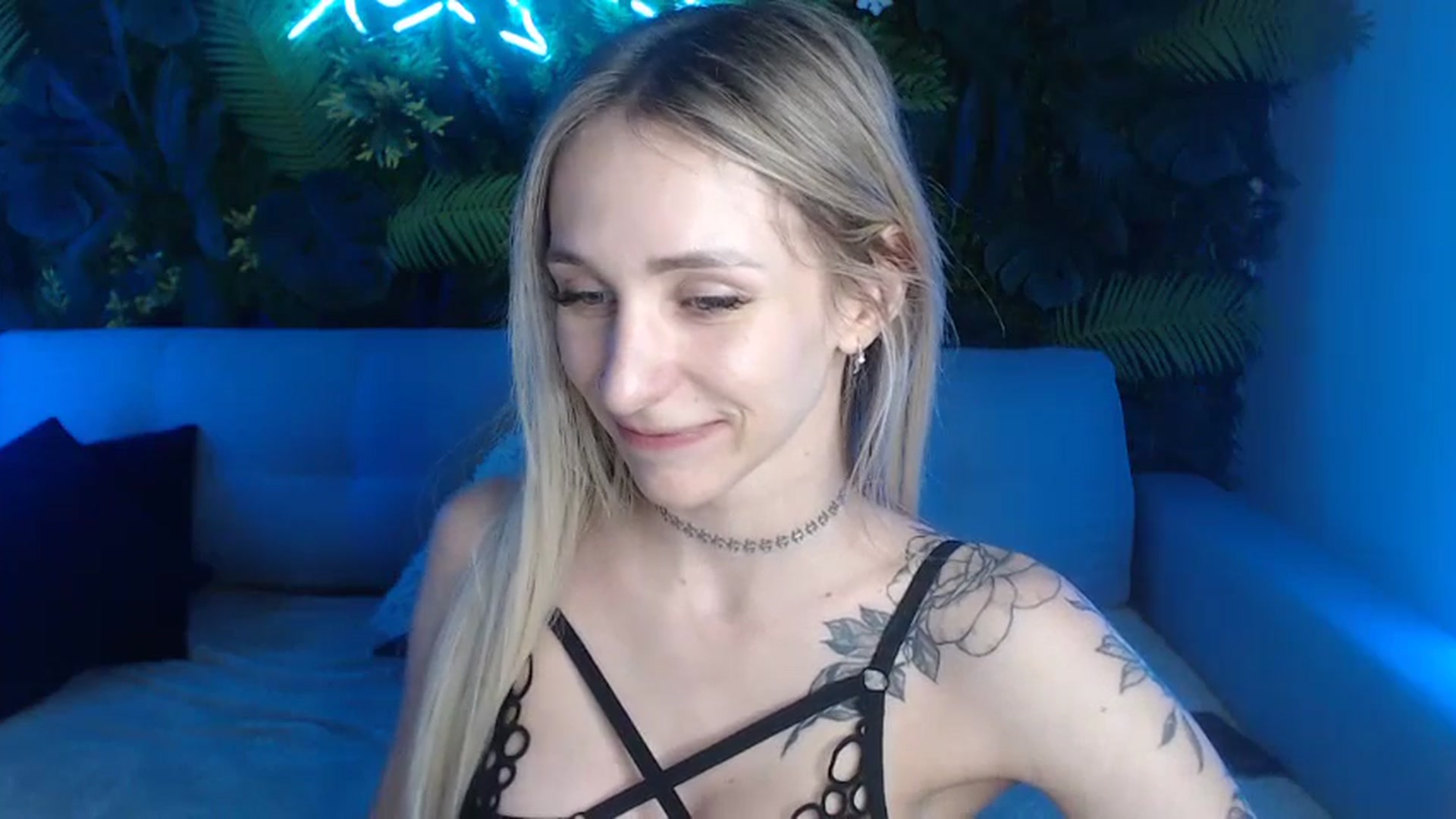 Gallery image thumbnail from Horny_Blond's myfreecams stream on, 06/21/2024, 10:27 image 5 of 20