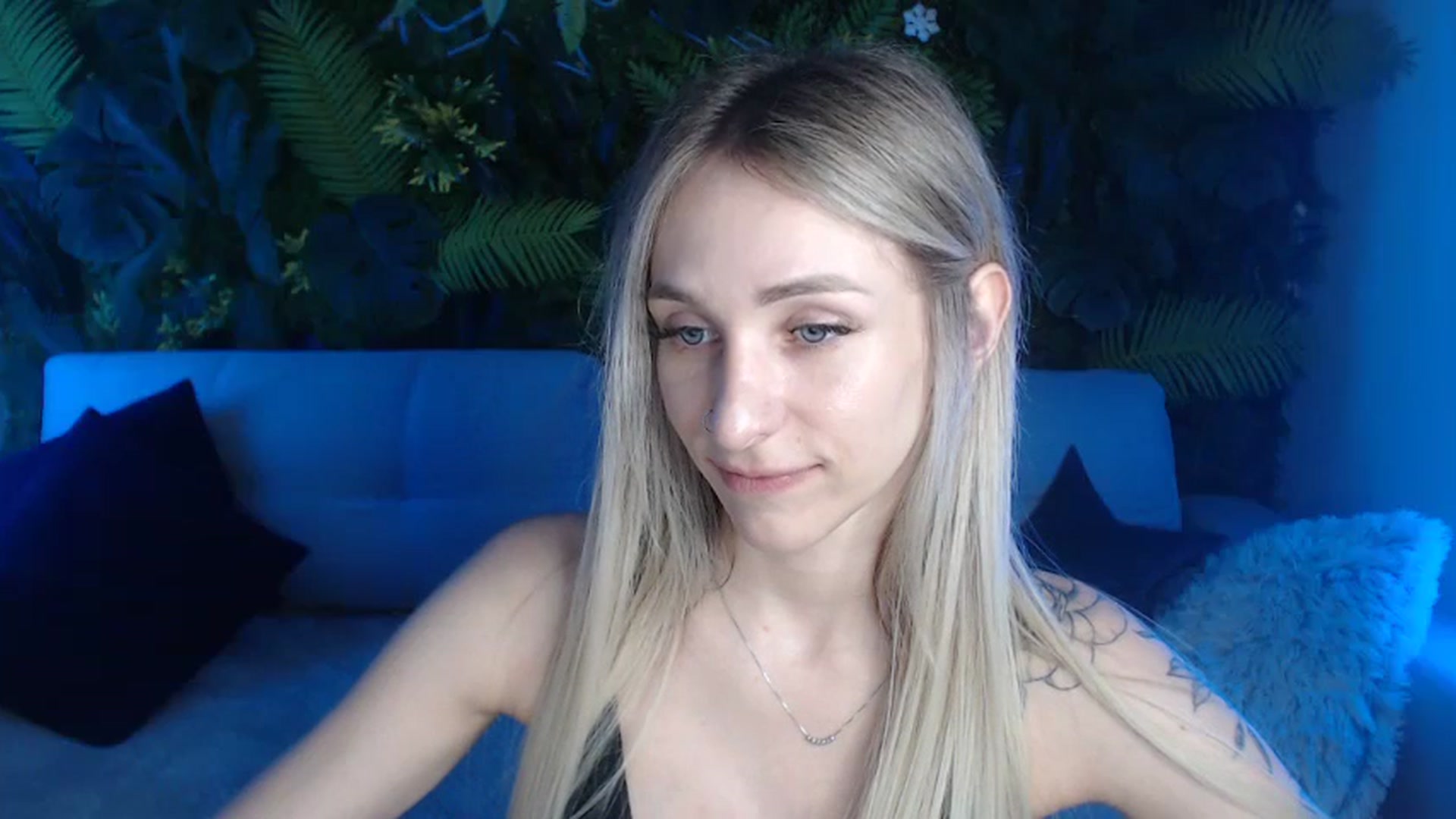 Gallery image thumbnail from Horny_Blond's myfreecams stream on, 06/22/2024, 08:15 image 19 of 20