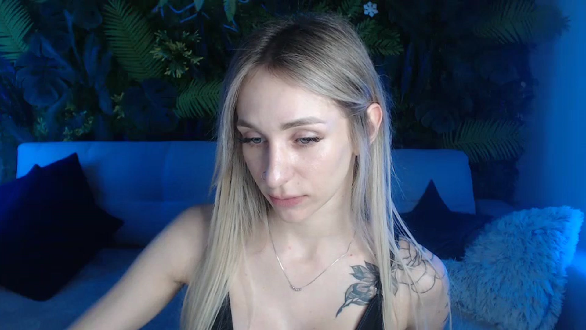 Gallery image thumbnail from Horny_Blond's myfreecams stream on, 06/22/2024, 08:15 image 8 of 20