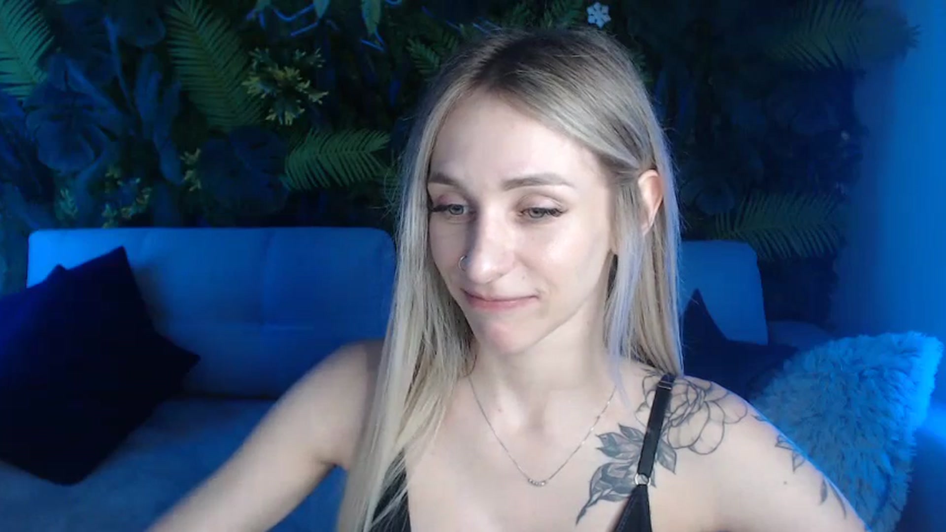 Gallery image thumbnail from Horny_Blond's myfreecams stream on, 06/22/2024, 08:15 image 18 of 20