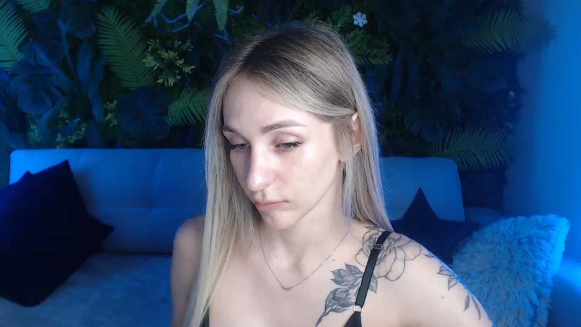 Gallery image thumbnail from Horny_Blond's myfreecams stream on, 06/22/2024, 08:44 image 13 of 20