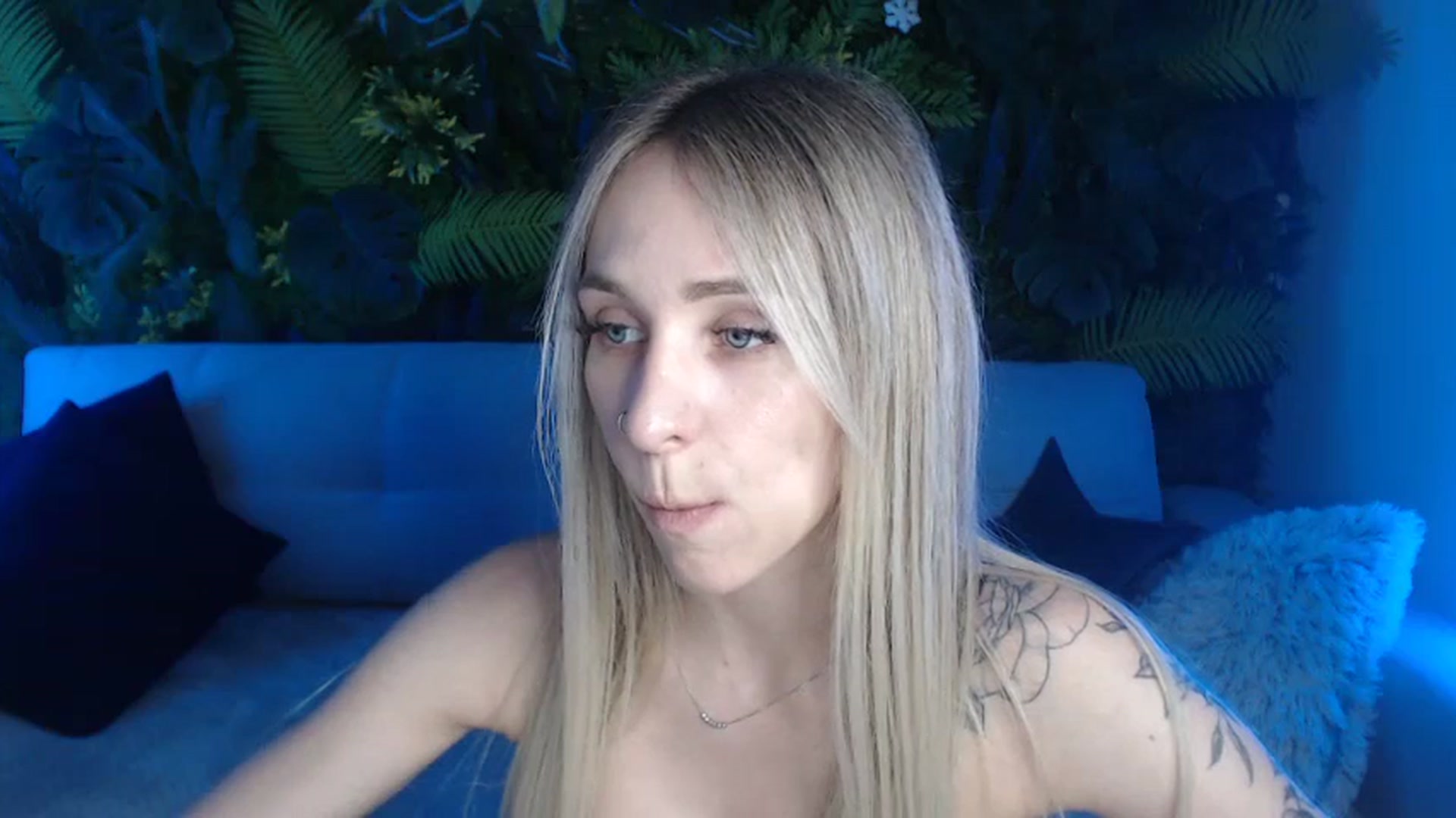 Gallery image thumbnail from Horny_Blond's myfreecams stream on, 06/22/2024, 08:44 image 16 of 20