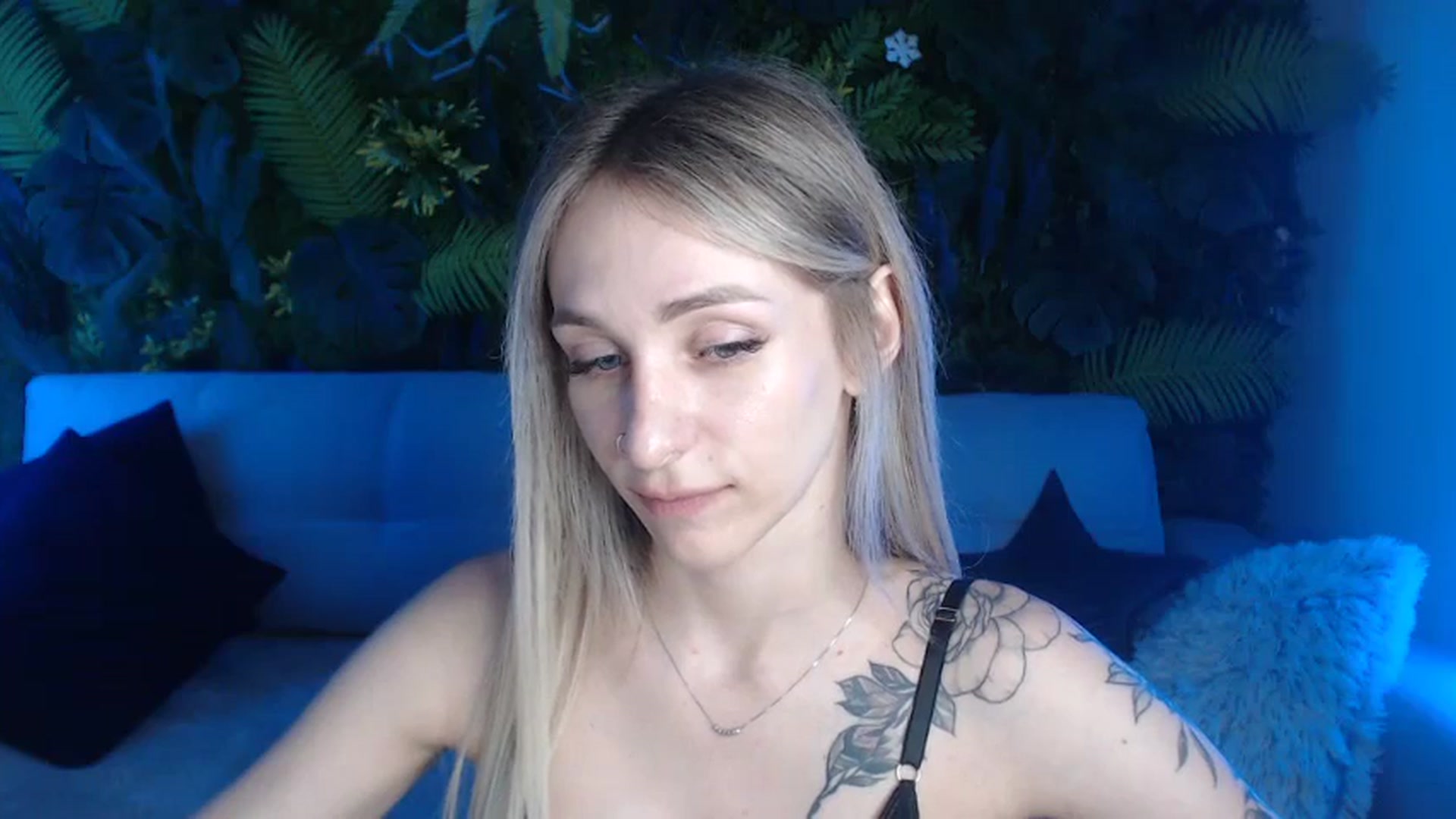 Gallery image thumbnail from Horny_Blond's myfreecams stream on, 06/22/2024, 08:44 image 12 of 20