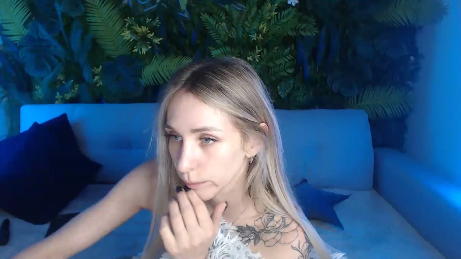 Gallery image thumbnail from Horny_Blond's myfreecams stream on, 06/22/2024, 12:14 image 8 of 20