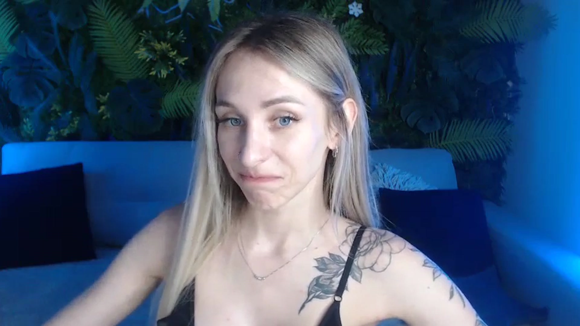 Gallery image thumbnail from Horny_Blond's myfreecams stream on, 06/23/2024, 11:27 image 10 of 20