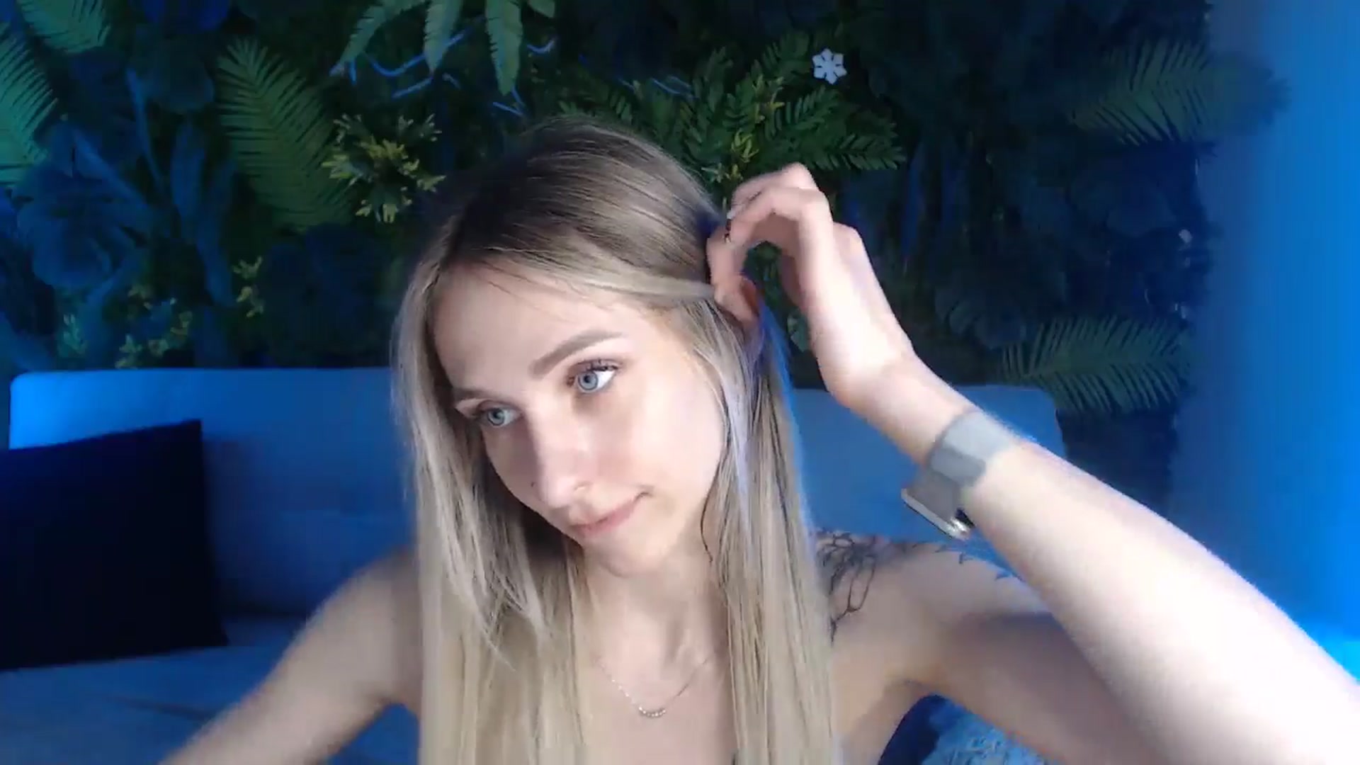 Gallery image thumbnail from Horny_Blond's myfreecams stream on, 06/23/2024, 12:49 image 3 of 20