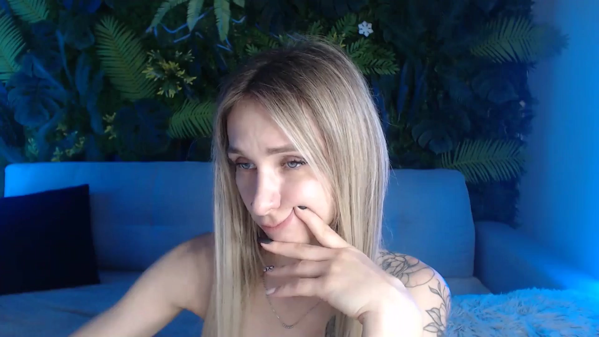 Gallery image thumbnail from Horny_Blond's myfreecams stream on, 06/23/2024, 12:49 image 17 of 20