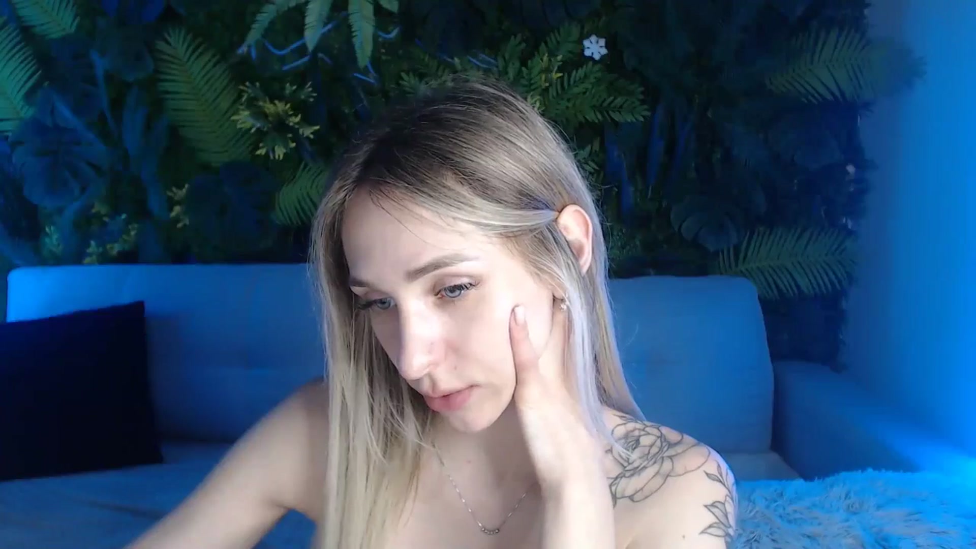 Gallery image thumbnail from Horny_Blond's myfreecams stream on, 06/23/2024, 12:49 image 6 of 20