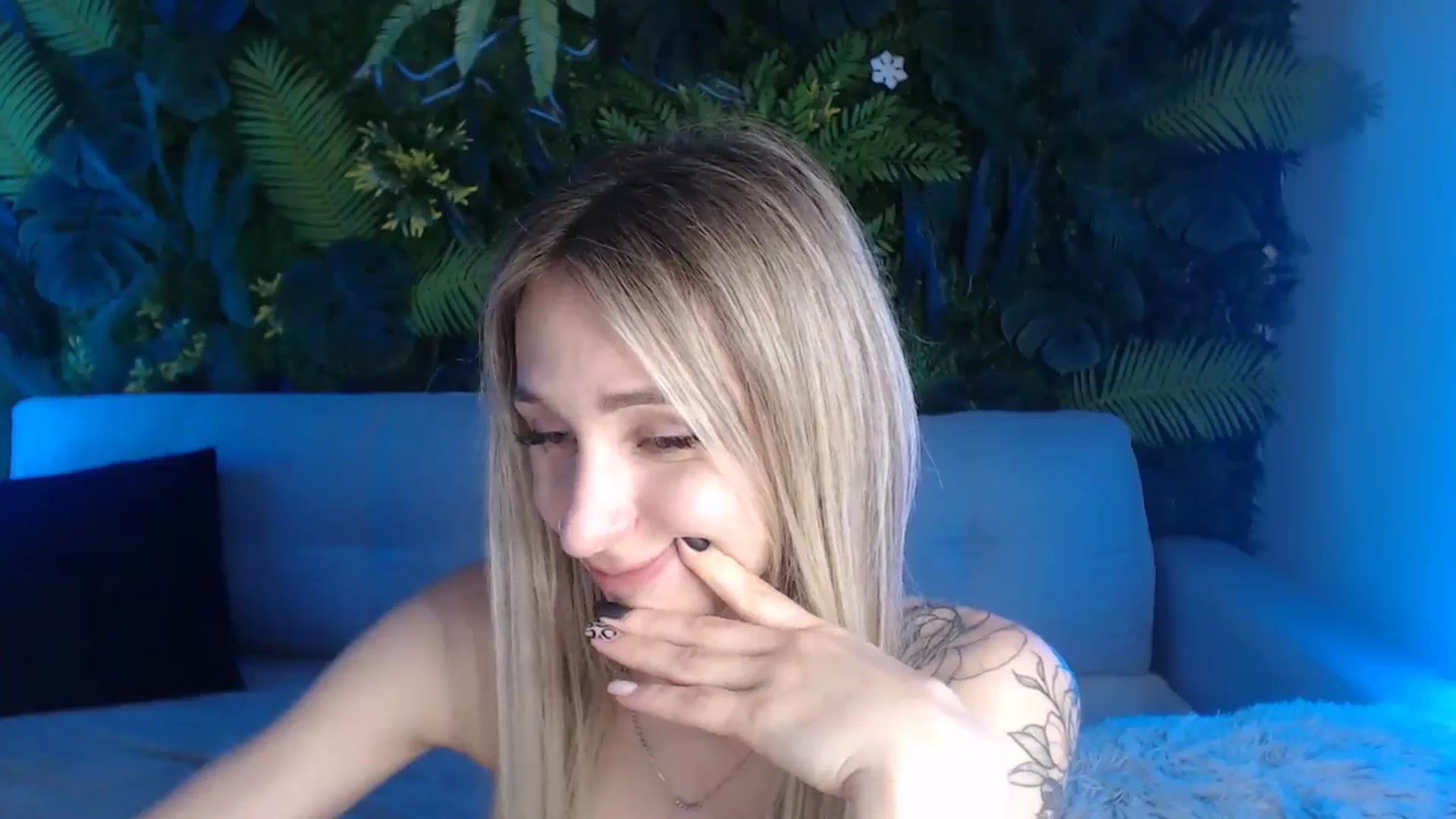 Gallery image thumbnail from Horny_Blond's myfreecams stream on, 06/23/2024, 12:49 image 18 of 20