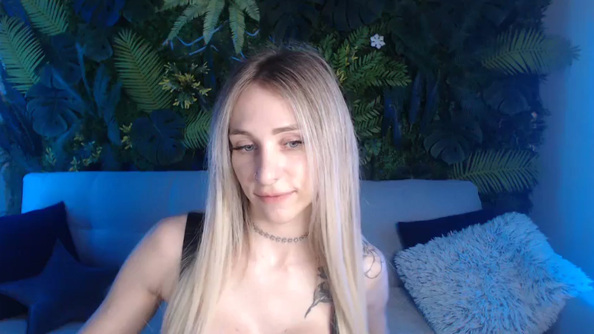 Gallery image thumbnail from Horny_Blond's myfreecams stream on, 06/25/2024, 09:06 image 1 of 20