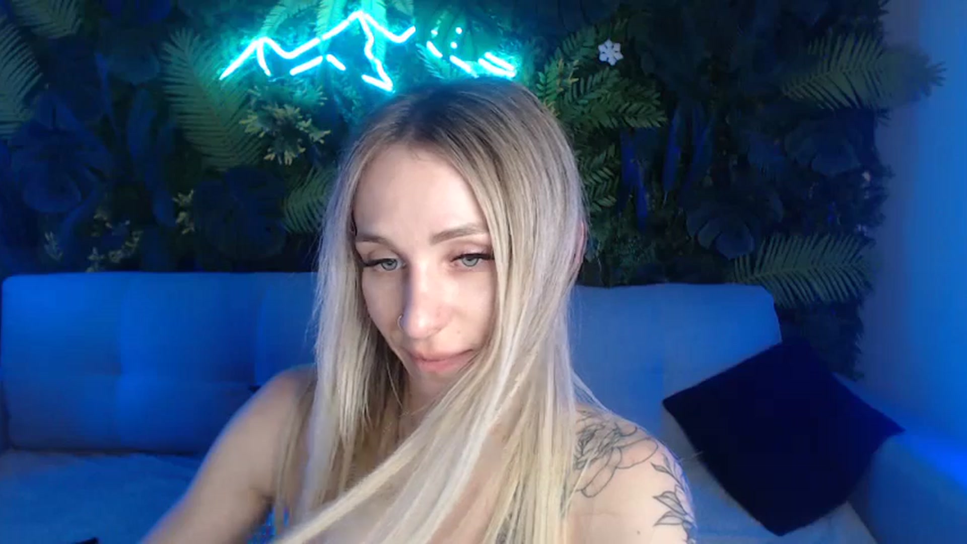 Gallery image thumbnail from Horny_Blond's myfreecams stream on, 06/28/2024, 11:42 image 3 of 20