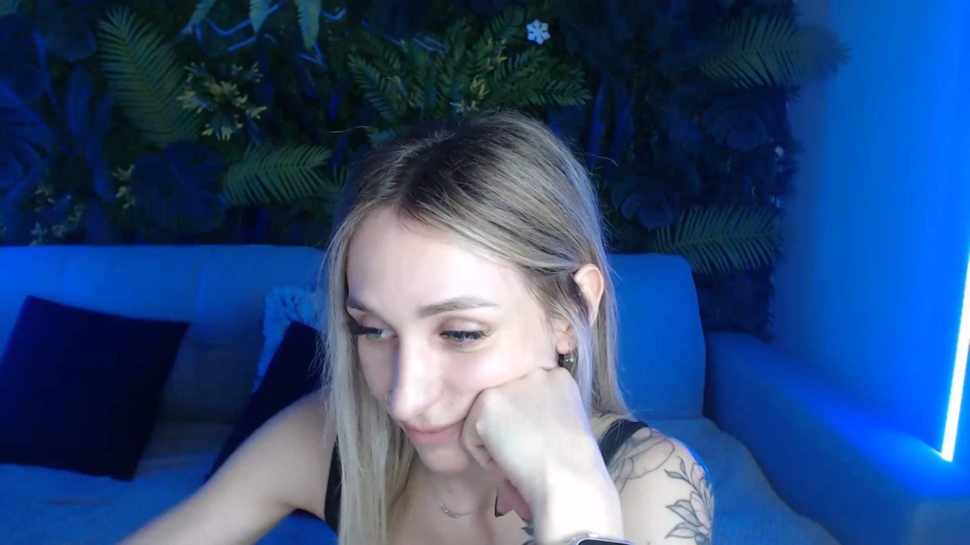 Gallery image thumbnail from Horny_Blond's myfreecams stream on, 06/29/2024, 08:53 image 20 of 20