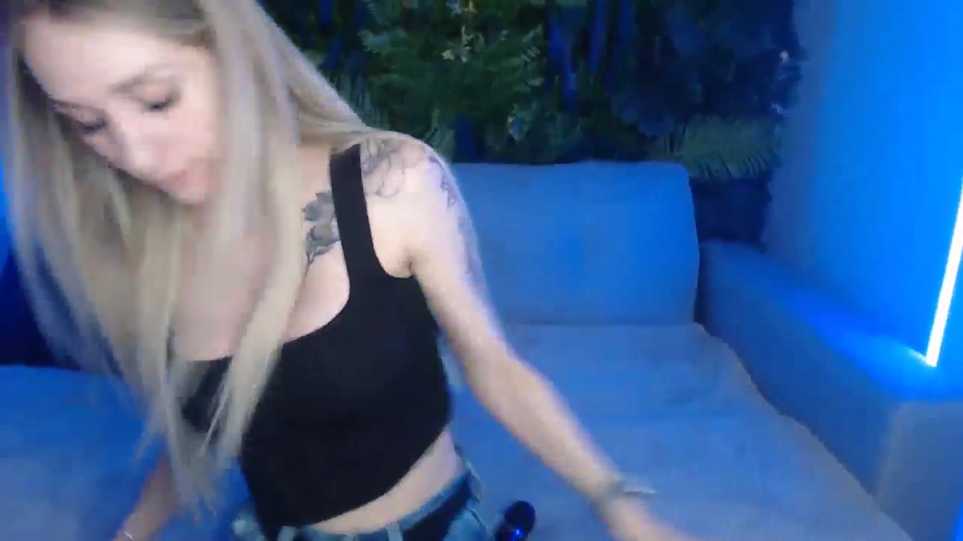 Gallery image thumbnail from Horny_Blond's myfreecams stream on, 06/29/2024, 08:53 image 7 of 20