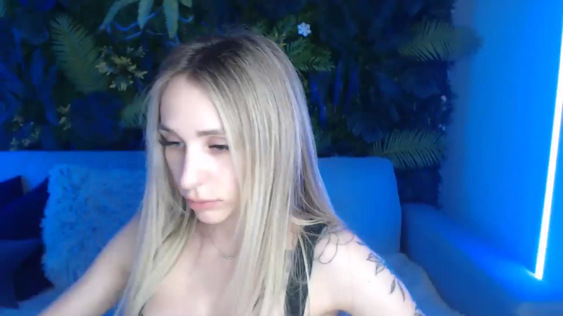 Gallery image thumbnail from Horny_Blond's myfreecams stream on, 06/29/2024, 09:52 image 3 of 20