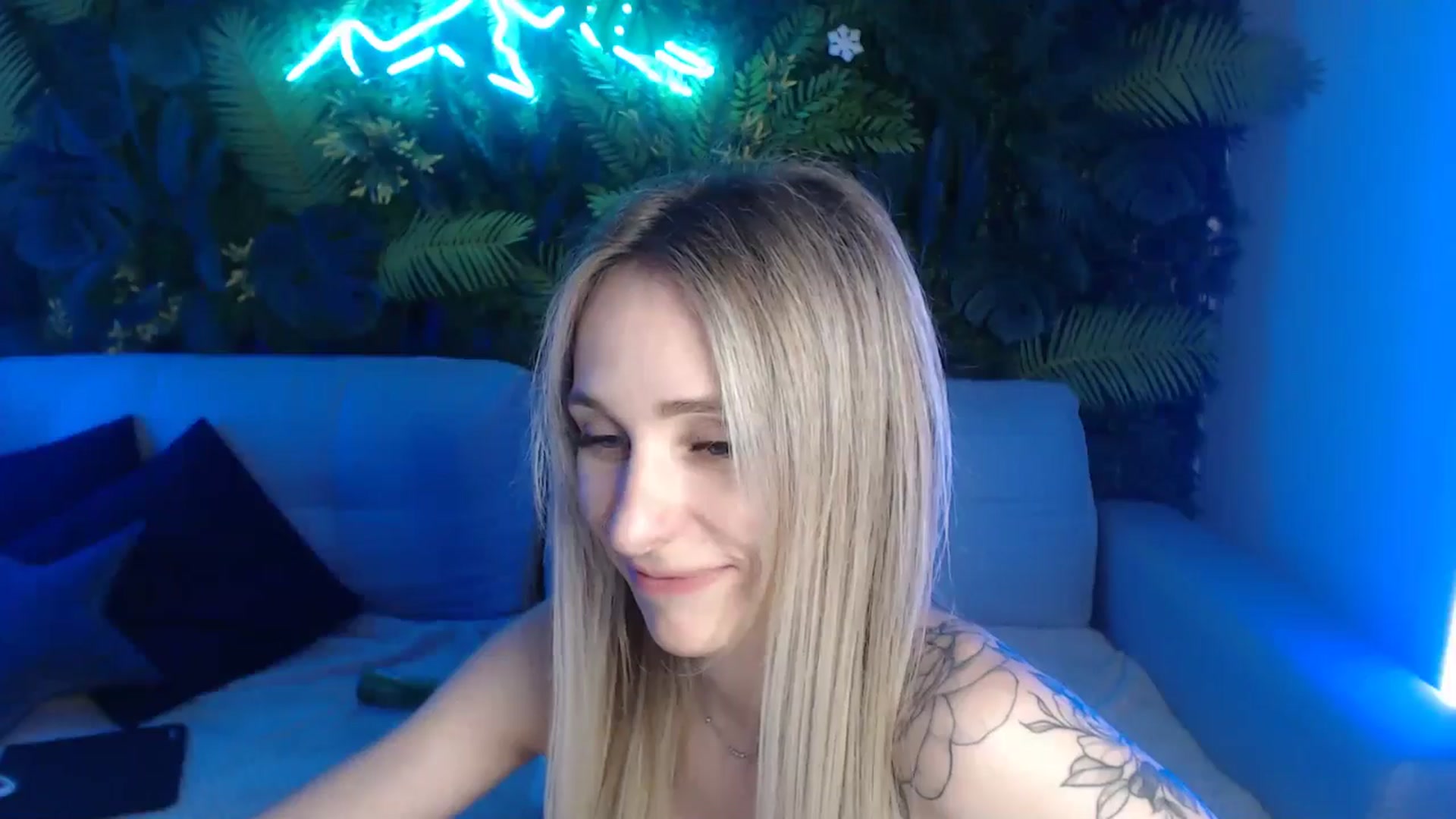 Gallery image thumbnail from Horny_Blond's myfreecams stream on, 06/30/2024, 11:17 image 9 of 20