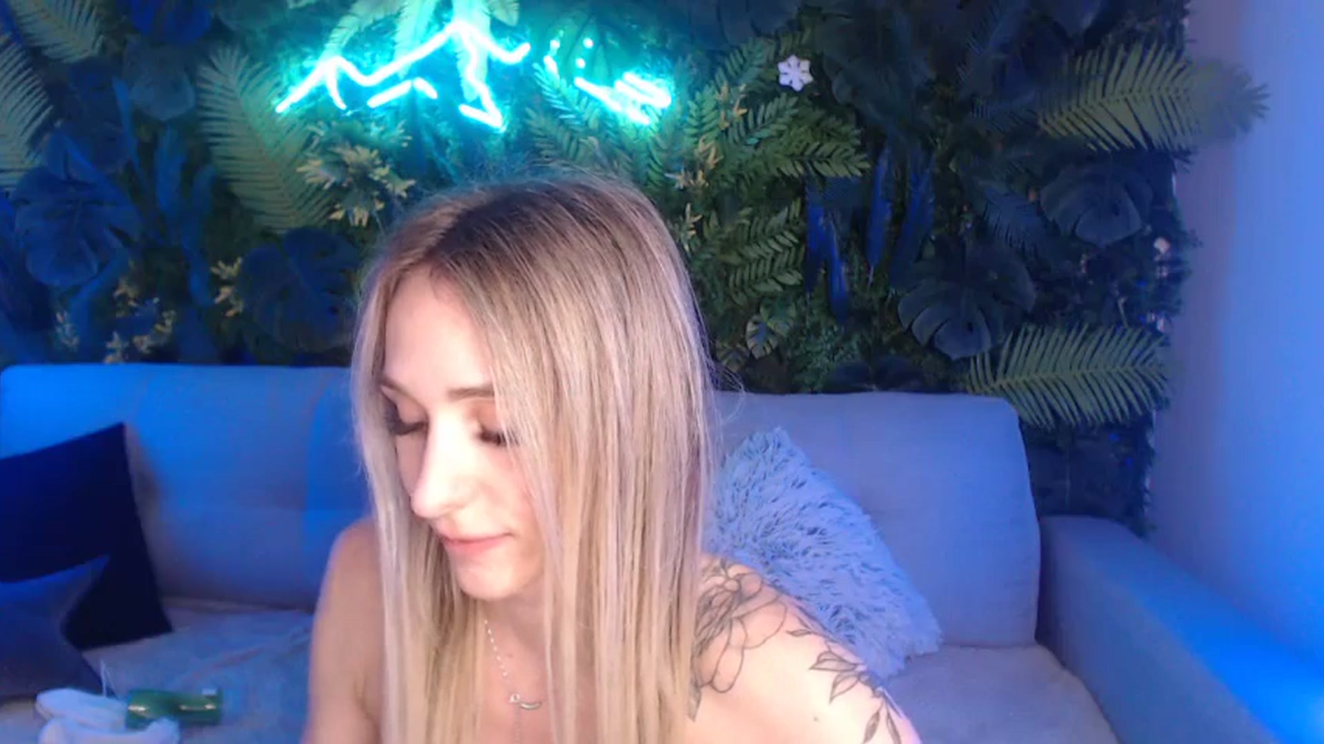 Gallery image thumbnail from Horny_Blond's myfreecams stream on, 07/01/2024, 12:58 image 17 of 20