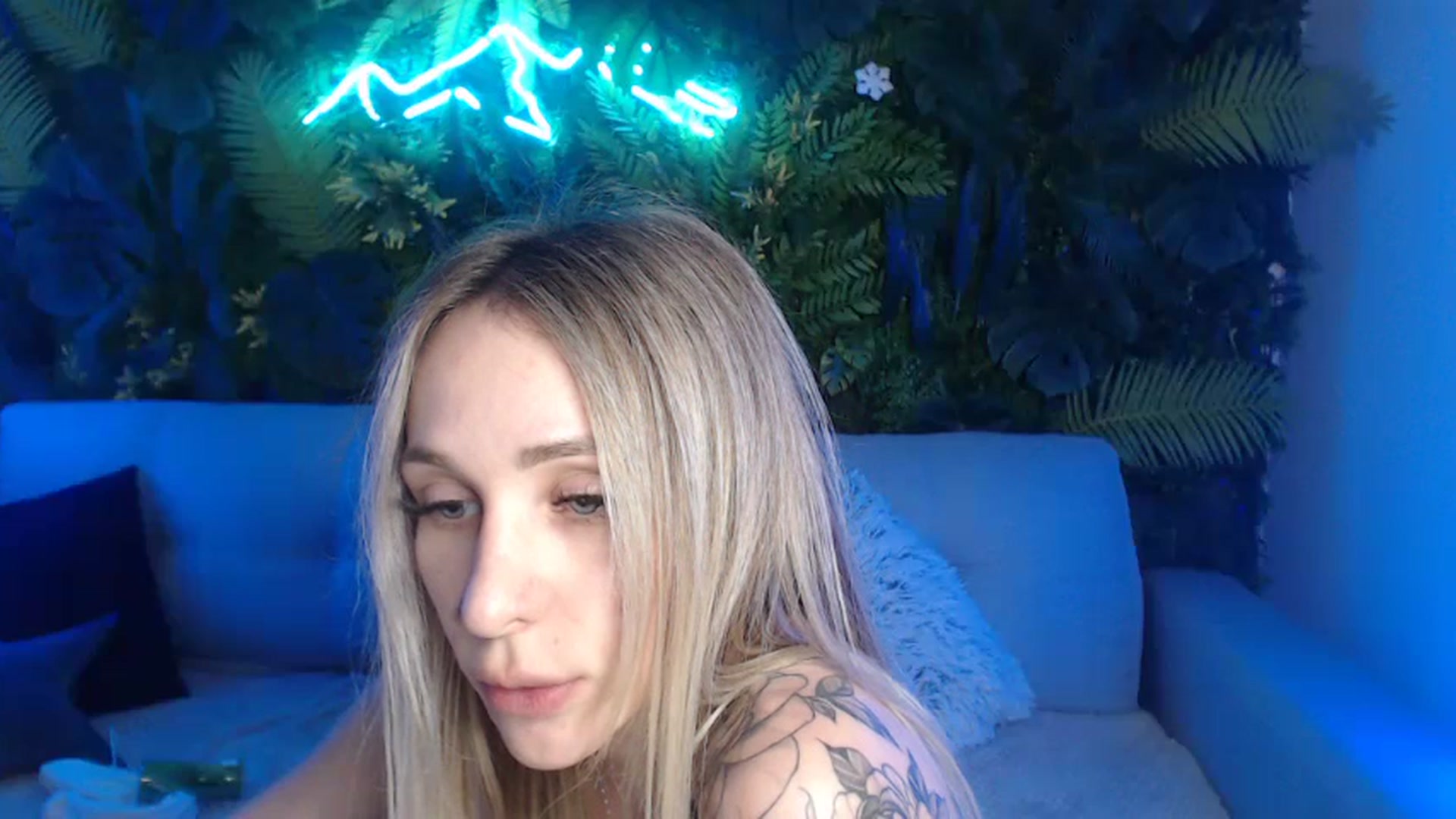 Gallery image thumbnail from Horny_Blond's myfreecams stream on, 07/01/2024, 12:58 image 5 of 20