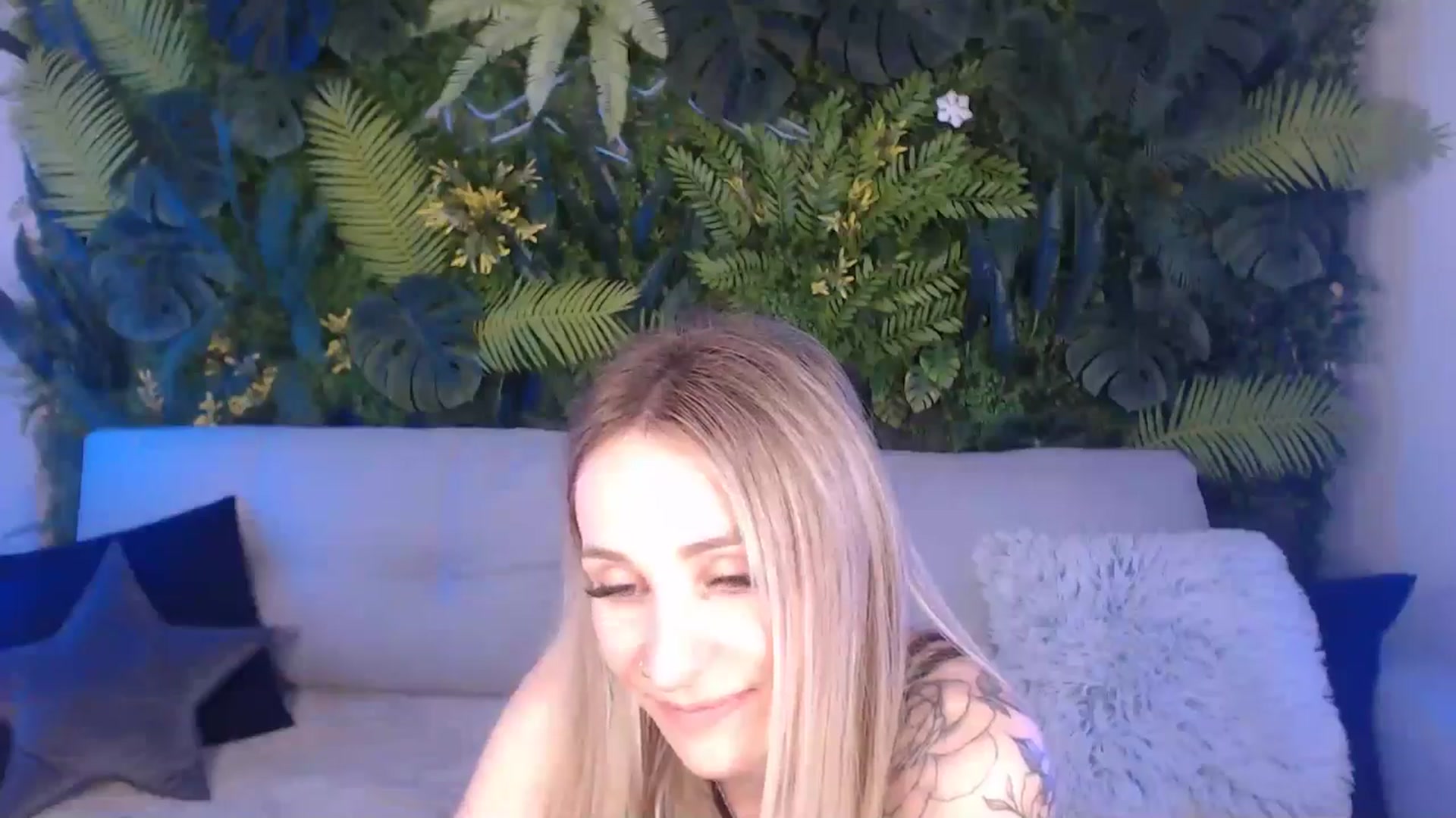 Gallery image thumbnail from Horny_Blond's myfreecams stream on, 07/05/2024, 10:22 image 6 of 20