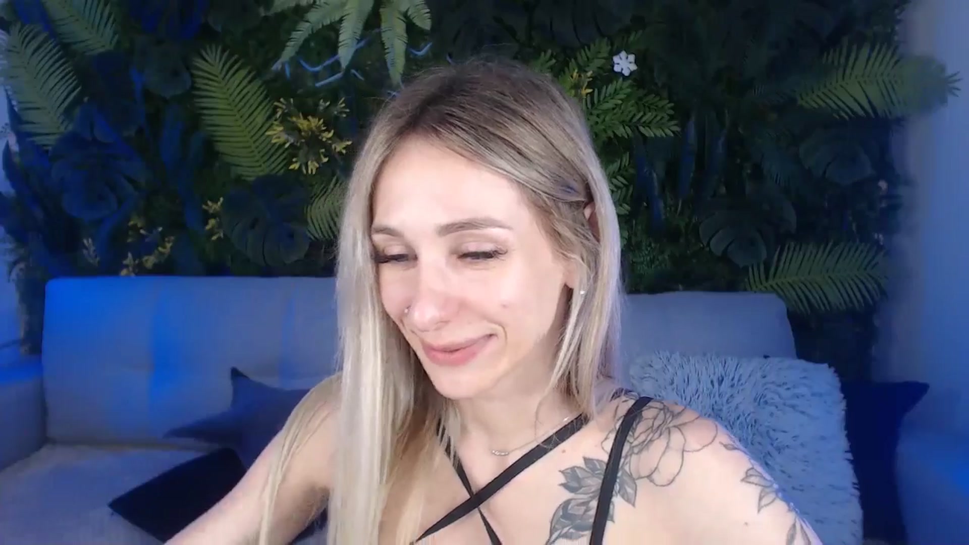 Gallery image thumbnail from Horny_Blond's myfreecams stream on, 07/05/2024, 13:21 image 9 of 20