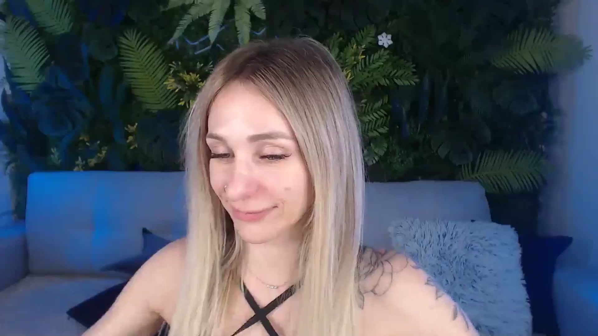 Gallery image thumbnail from Horny_Blond's myfreecams stream on, 07/05/2024, 13:21 image 2 of 20