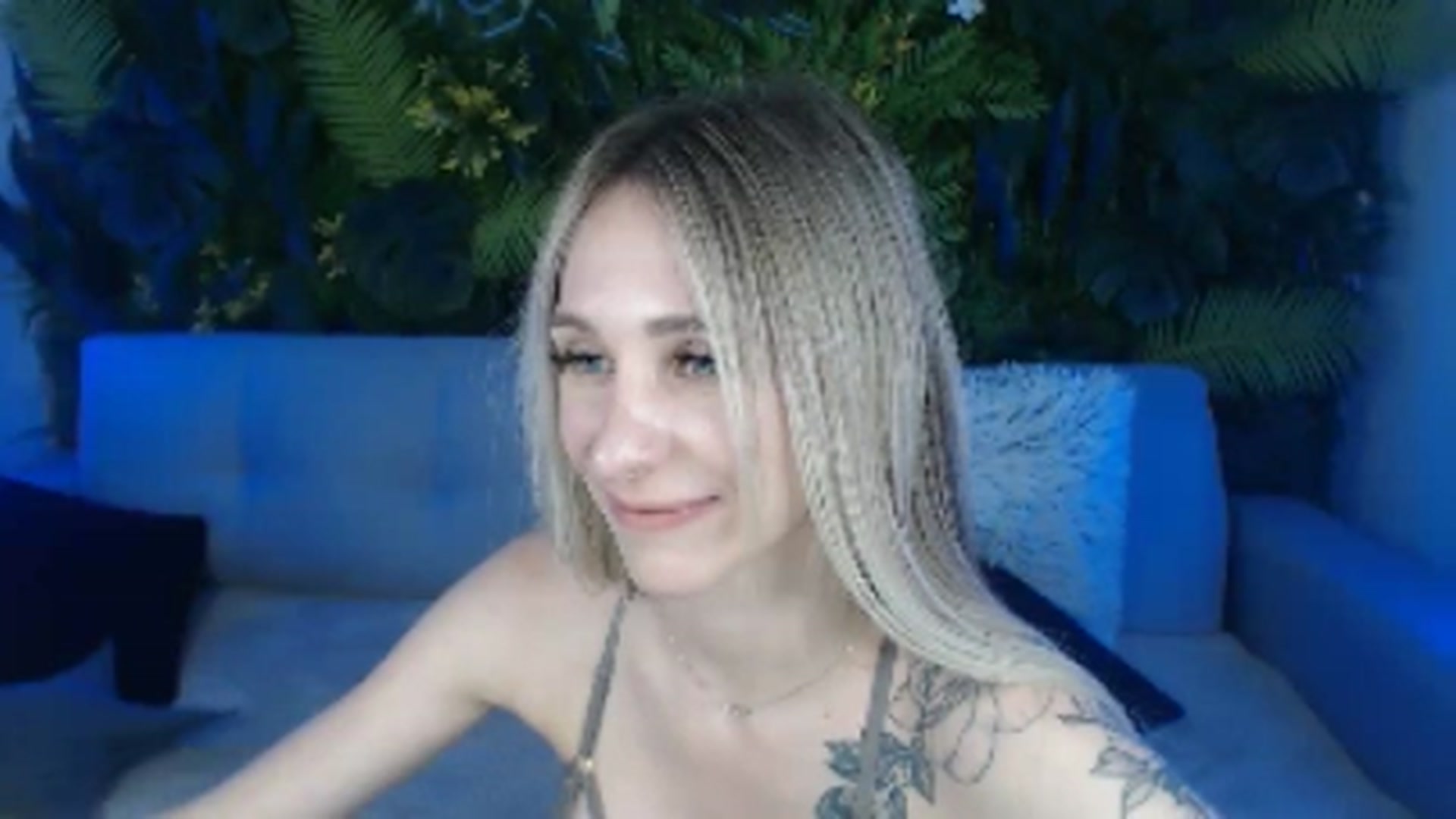 Gallery image thumbnail from Horny_Blond's myfreecams stream on, 07/06/2024, 10:21 image 19 of 20