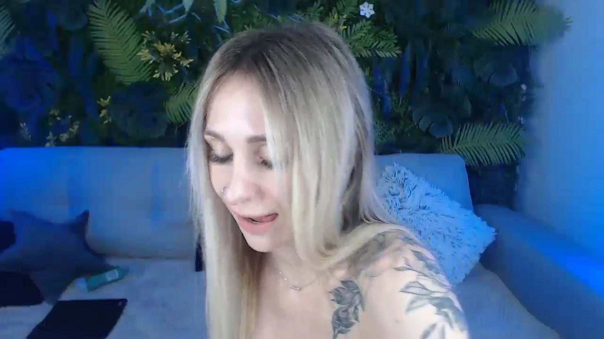 Gallery image thumbnail from Horny_Blond's myfreecams stream on, 07/06/2024, 13:06 image 8 of 20