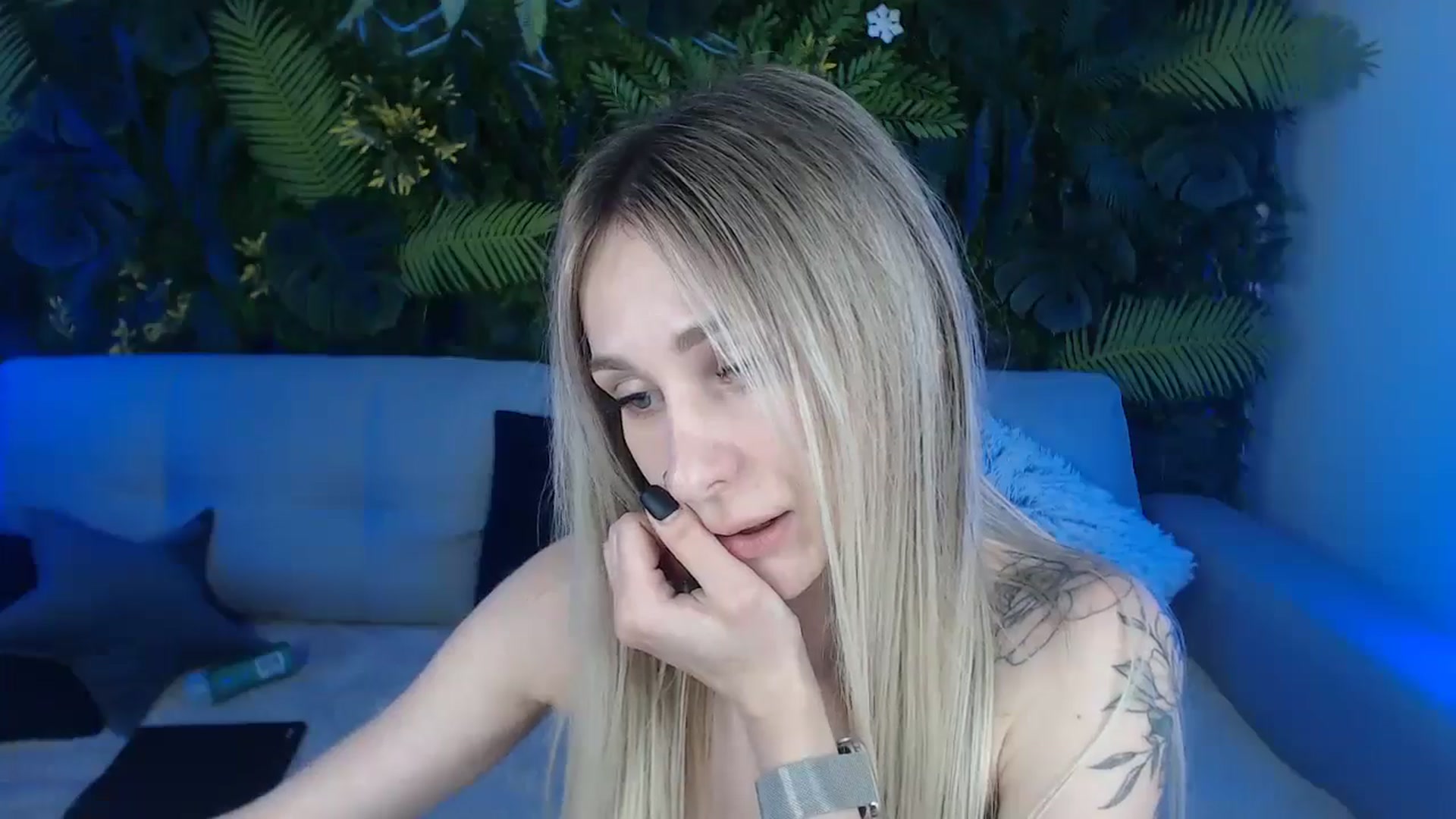 Gallery image thumbnail from Horny_Blond's myfreecams stream on, 07/06/2024, 13:06 image 5 of 20