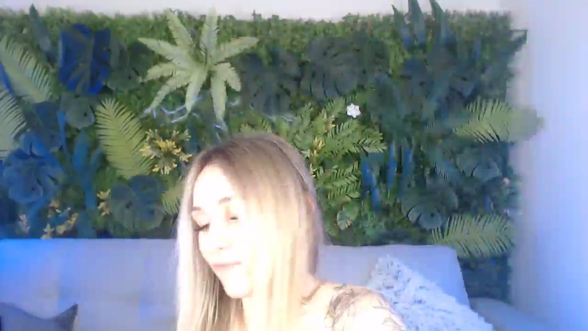 Gallery image thumbnail from Horny_Blond's myfreecams stream on, 07/06/2024, 13:34 image 5 of 20