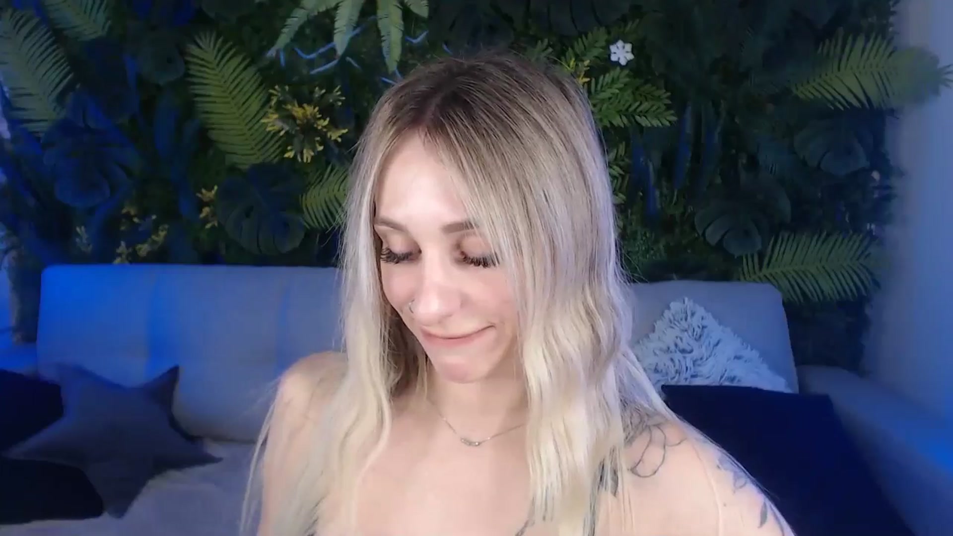 Gallery image thumbnail from Horny_Blond's myfreecams stream on, 07/07/2024, 09:03 image 8 of 20