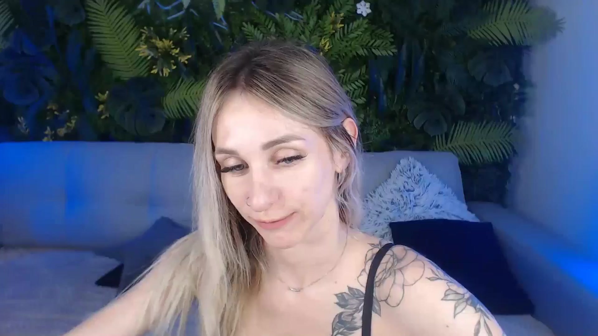 Gallery image thumbnail from Horny_Blond's myfreecams stream on, 07/07/2024, 11:03 image 4 of 20