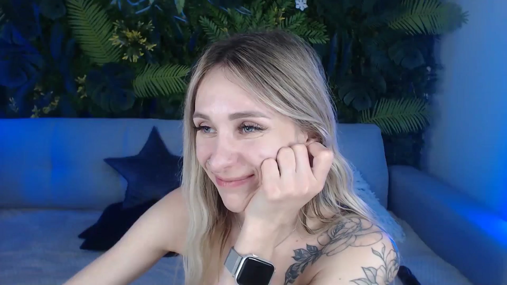 Gallery image thumbnail from Horny_Blond's myfreecams stream on, 07/07/2024, 12:57 image 17 of 20