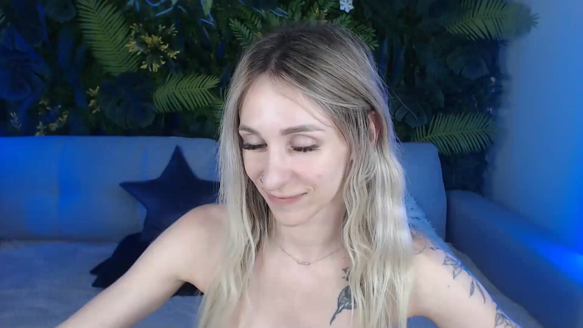Gallery image thumbnail from Horny_Blond's myfreecams stream on, 07/07/2024, 12:57 image 12 of 20