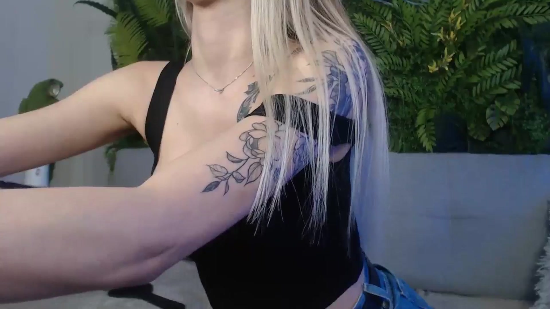 Gallery image thumbnail from Horny_Blond's myfreecams stream on, 07/08/2024, 11:43 image 10 of 20