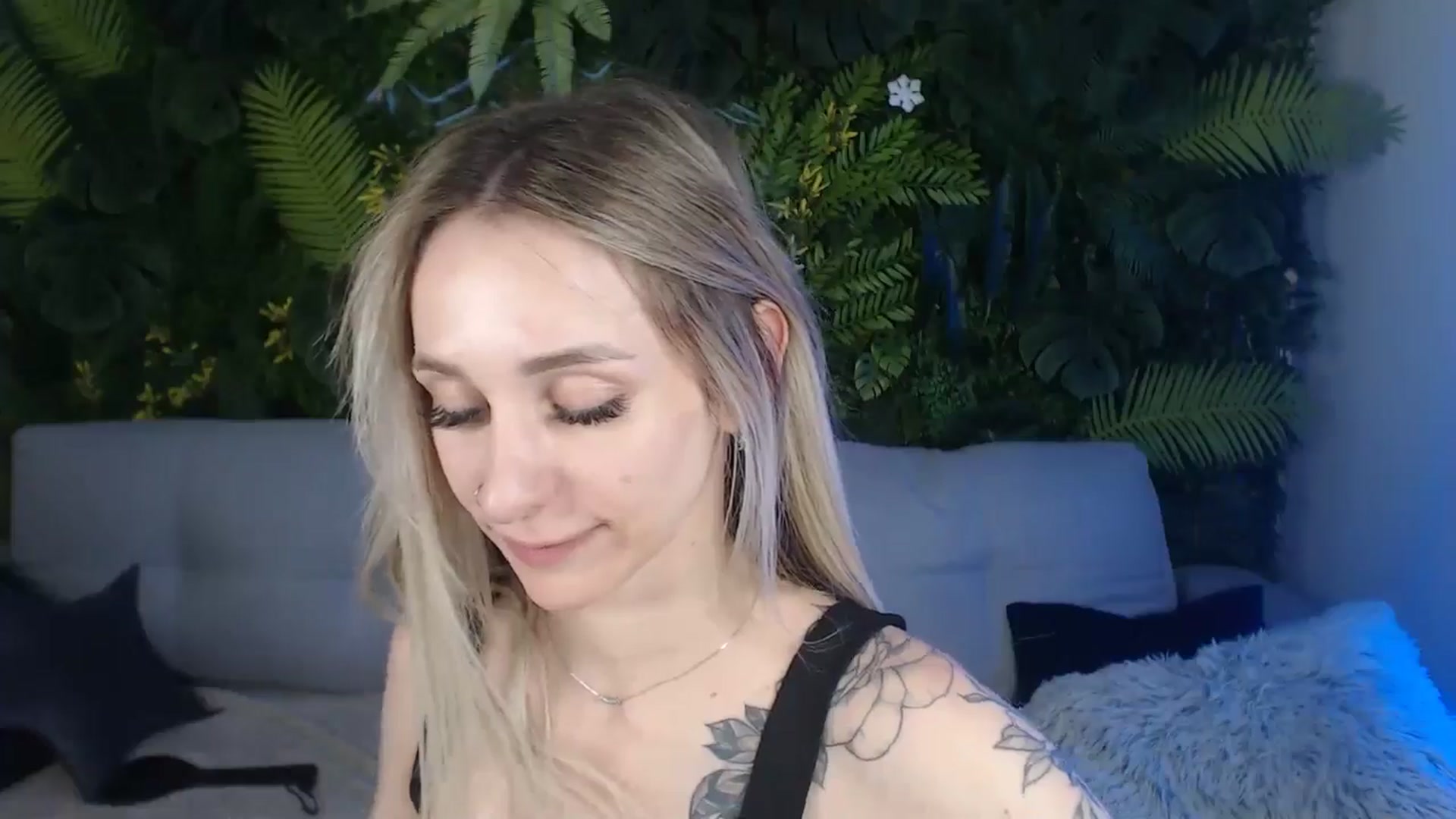 Gallery image thumbnail from Horny_Blond's myfreecams stream on, 07/08/2024, 13:16 image 4 of 20