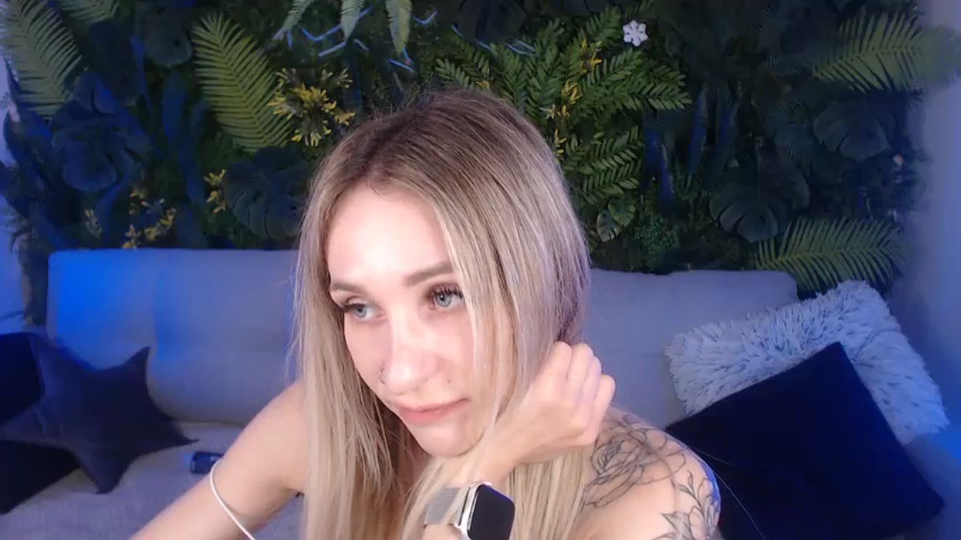 Gallery image thumbnail from Horny_Blond's myfreecams stream on, 07/12/2024, 09:19 image 3 of 20
